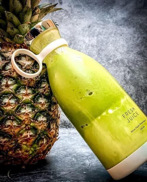 Portable Mini Blender - Blend Fresh Smoothies Anywhere
